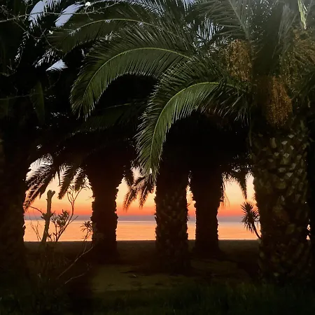 Ulyana - Front Seaview, First Line, Fireplace *