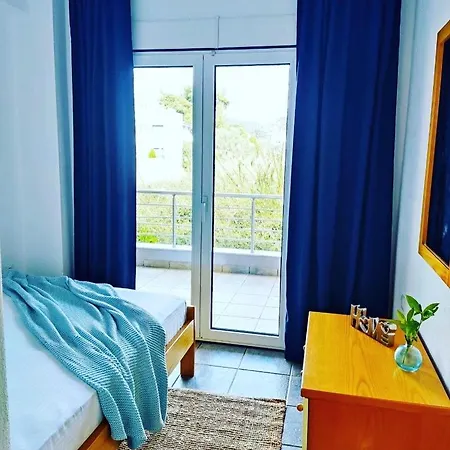 Ulyana - Front Seaview, First Line, Fireplace Apartment Toroni