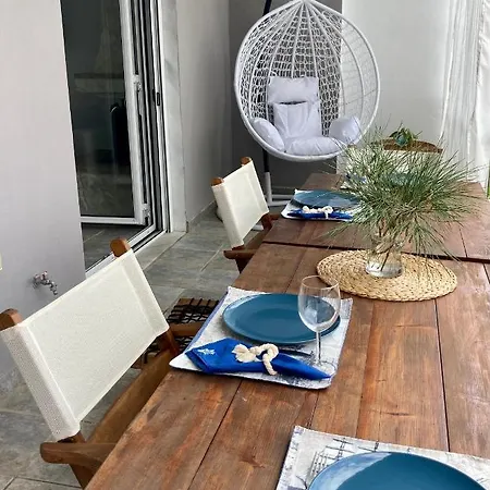 Ulyana - Front Seaview, First Line, Fireplace Apartment Toroni