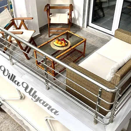 Ulyana - Front Seaview, First Line, Fireplace Apartment *