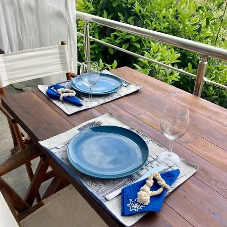 Ulyana - Front Seaview, First Line, Fireplace Apartment Toroni