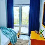 Ulyana - Front Seaview, First Line, Fireplace דירה טורוני