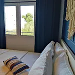 דירה Ulyana - Front Seaview, First Line, Fireplace טורוני