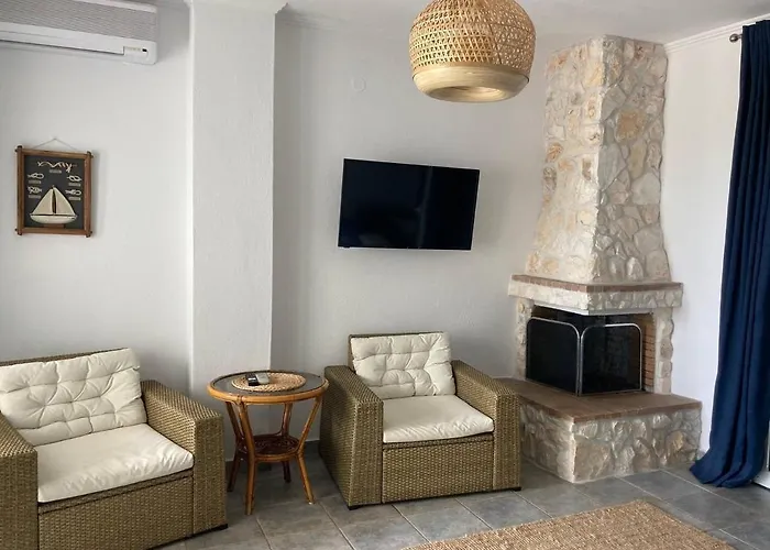 Ulyana - Front Seaview, First Line, Fireplace شقة توروني